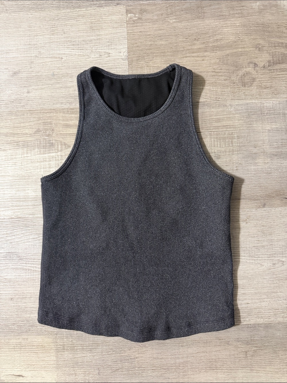 Women’s Vuori cropped tank top